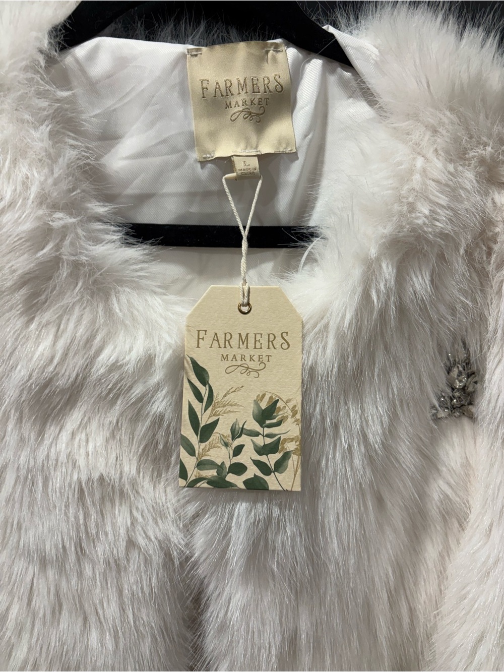 Luxury Cream Faux Fur Teddy Jacket with Jeweled Closures - Picture 5 of 8